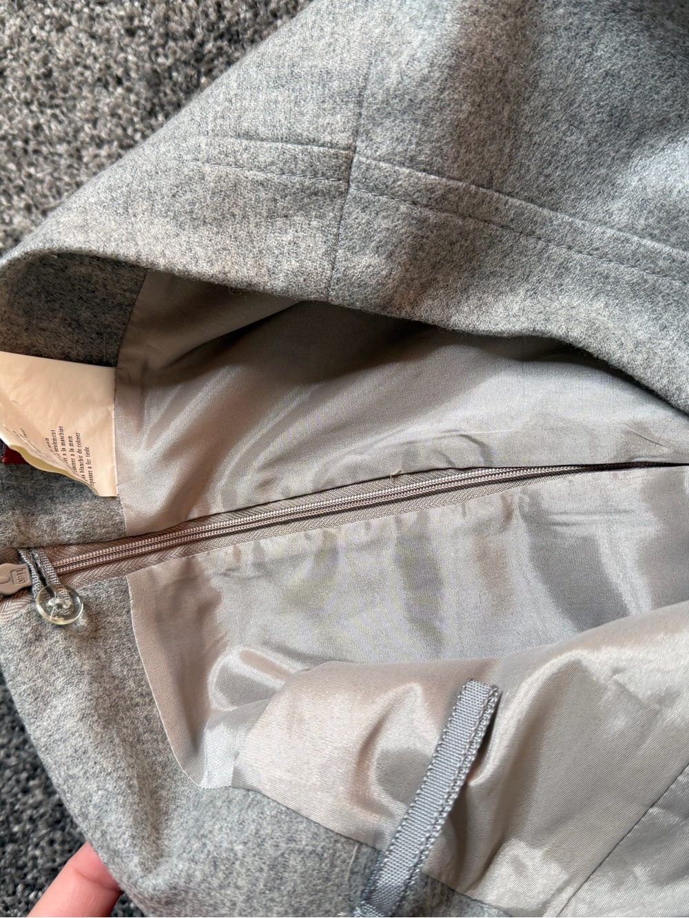 Olsen Europe Grey Virgin Wool Pencil Skirt Size 8 Lined Made in Germany - Picture 8 of 10